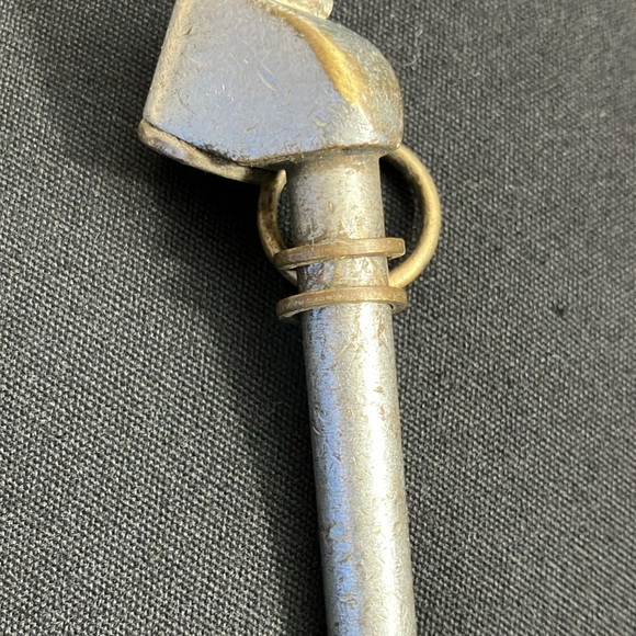 ANTIQUE TIRE GAUGE  SHRADER & SON SERVICE TIRE GAUGE - Picture 13 of 17